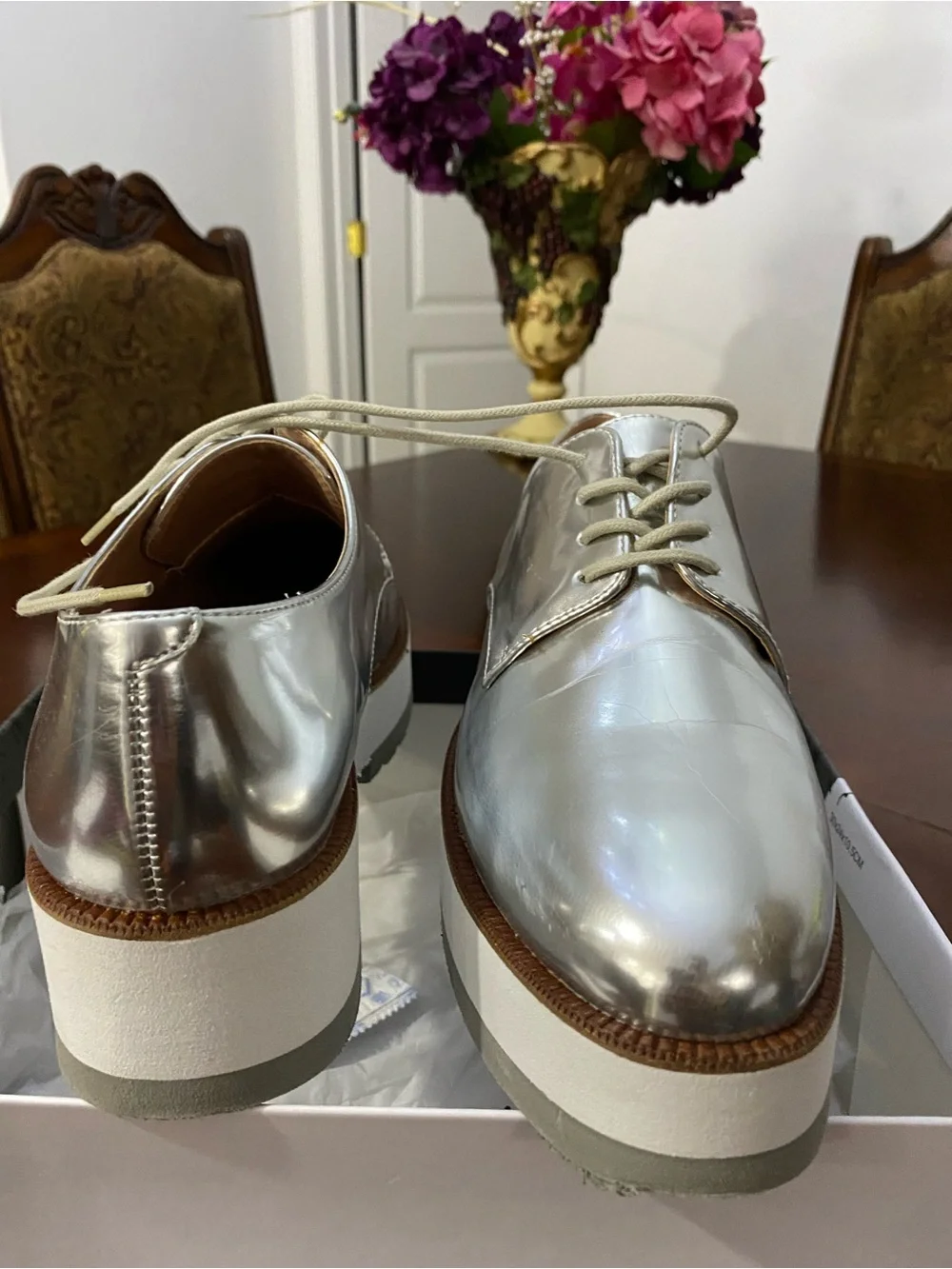 Kensie Silver Metallic Platform Oxford Shoes